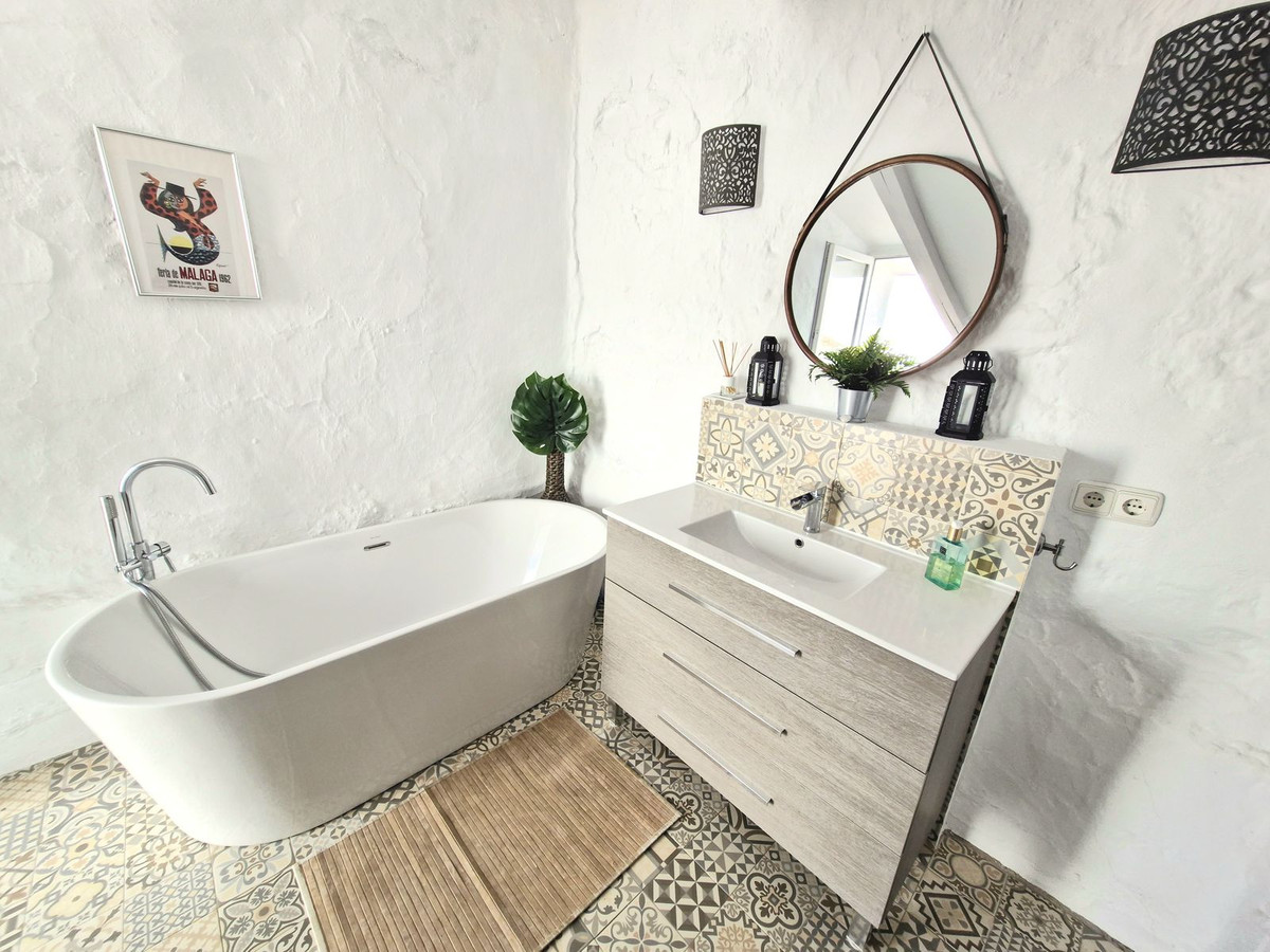 2 Bed Townhouse for sale in Mijas Costa Del Sol, Málaga, Spain