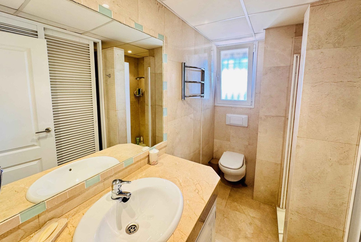 Se vende Ático de 2 dormitorios en Costa Del Sol, Málaga, España