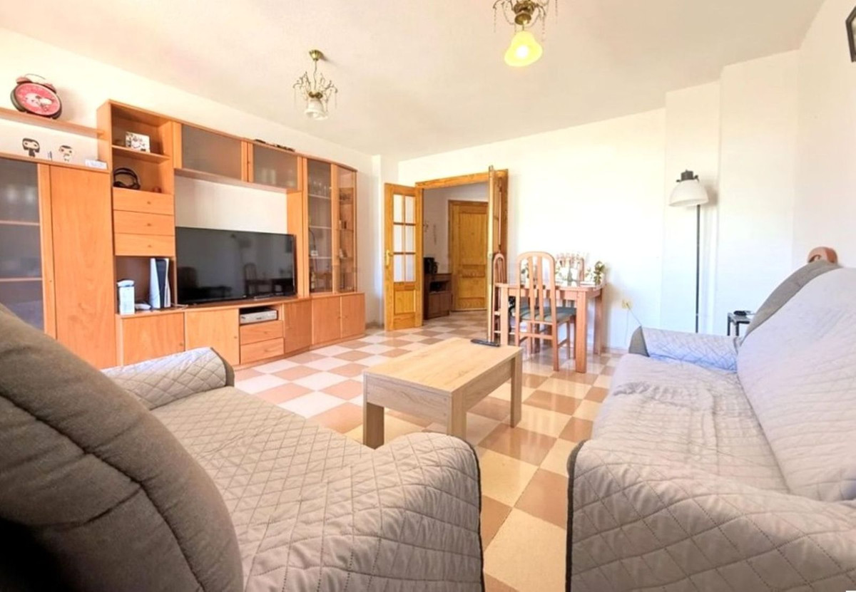 4 Bed Apartment for sale in Estepona Costa Del Sol, Málaga, Spain
