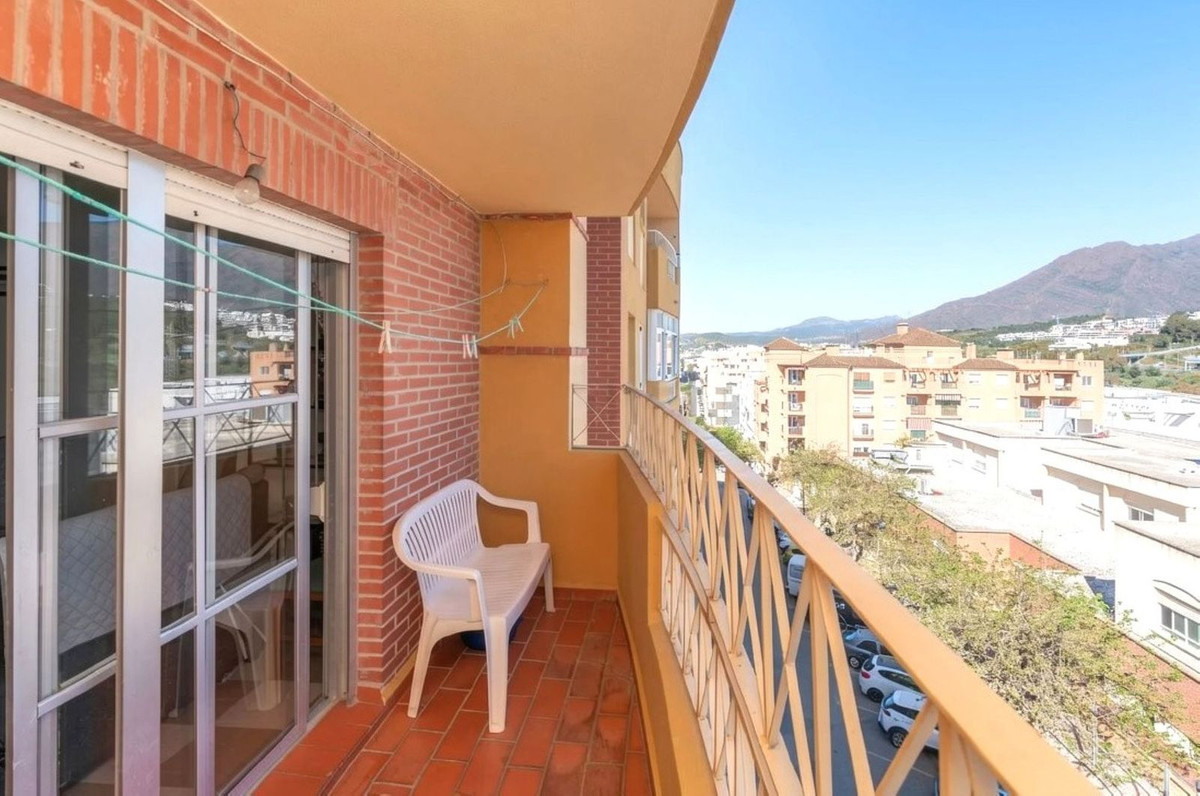 4 Bed Apartment for sale in Estepona Costa Del Sol, Málaga, Spain