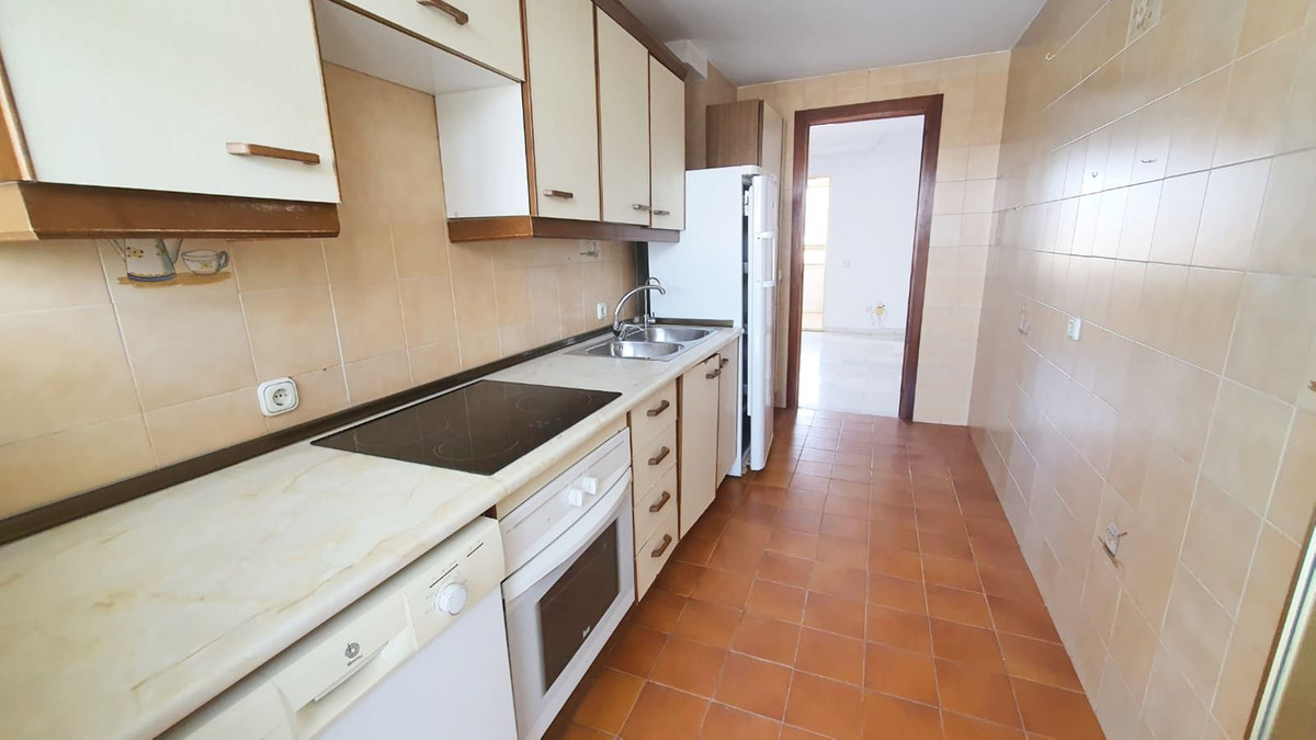Se vende Apartamento Planta Media de 3 dormitorios en Costa Del Sol, Málaga, España