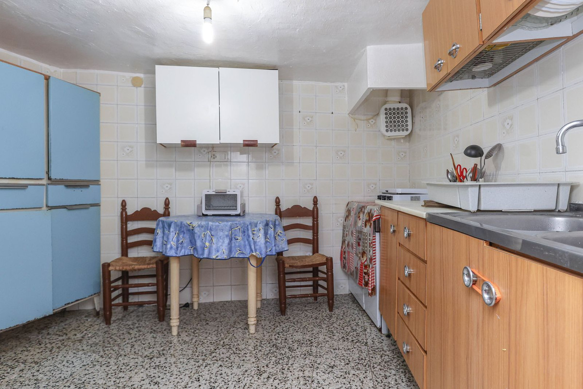 Se vende Adosada de 6 dormitorios en Costa Del Sol, Málaga, España