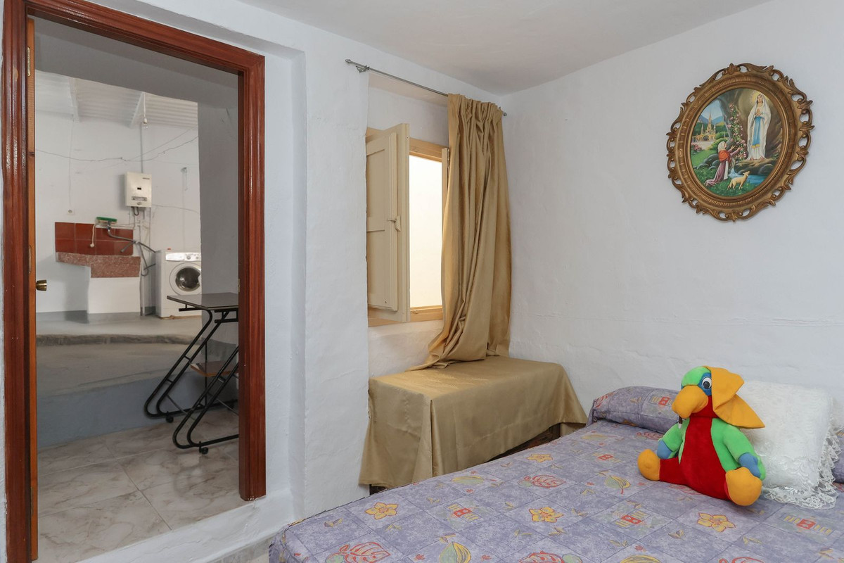 Se vende Adosada de 6 dormitorios en Costa Del Sol, Málaga, España