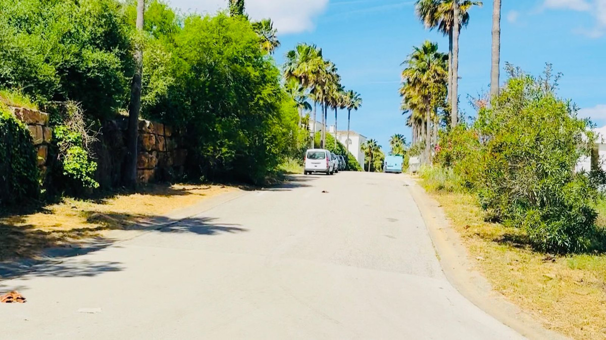 Plots for sale in Sotogrande Costa Del Sol, Cádiz, Spain