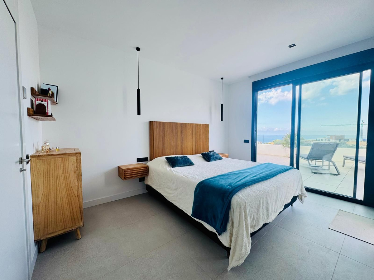 3 Bed Apartment for sale in Altos De Los Monteros Costa Del Sol, Málaga, Spain