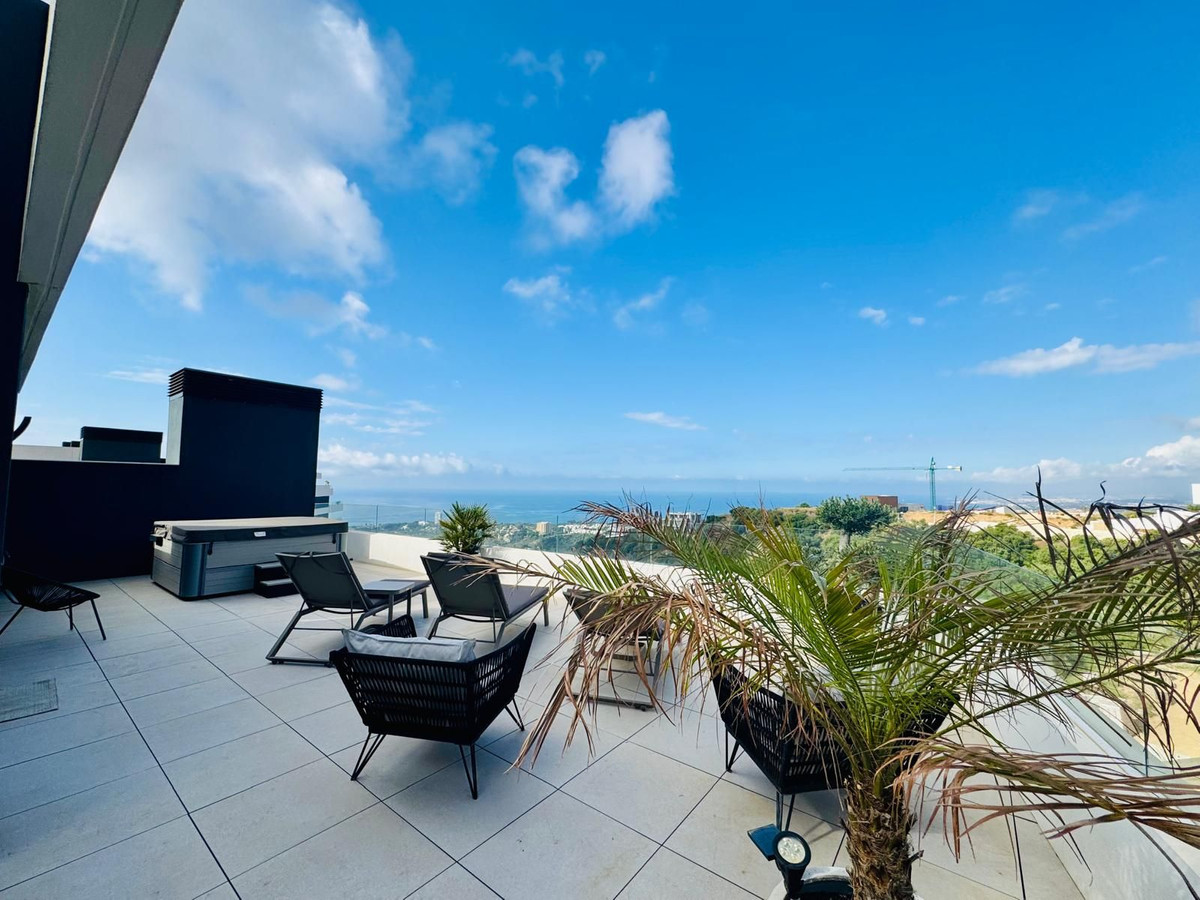 3 Bed Apartment for sale in Altos De Los Monteros Costa Del Sol, Málaga, Spain