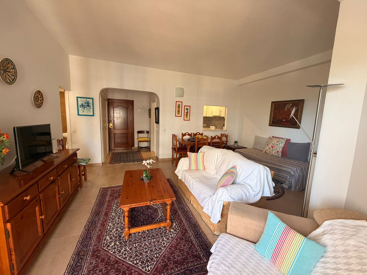 1 Bed Apartment for sale in Marbella Costa Del Sol, Málaga, Spain
