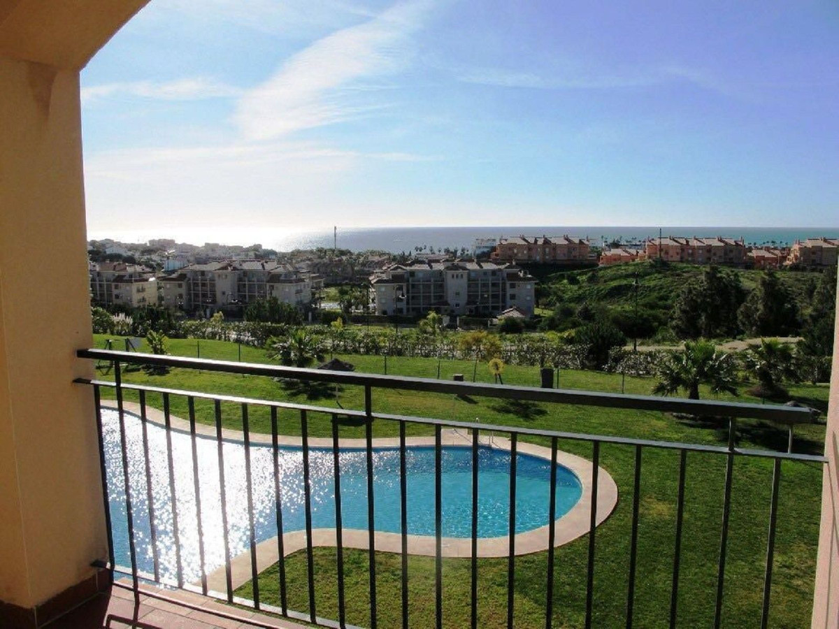 Se vende Apartamento Planta Media de 2 dormitorios en Costa Del Sol, Málaga, España