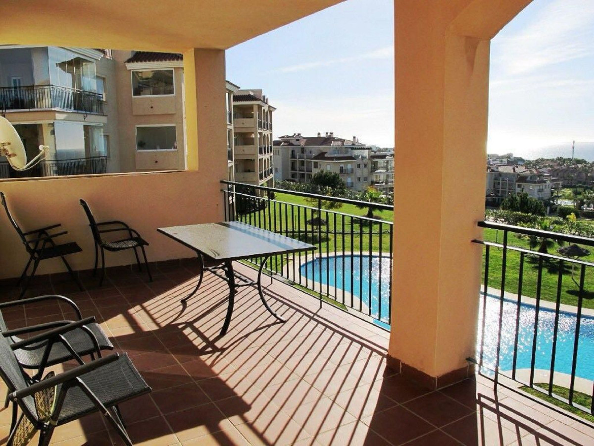 Se vende Apartamento Planta Media de 2 dormitorios en Costa Del Sol, Málaga, España