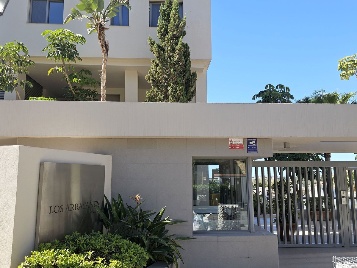 3 Bed Apartment for sale in Benahavís Costa Del Sol, Málaga, Spain