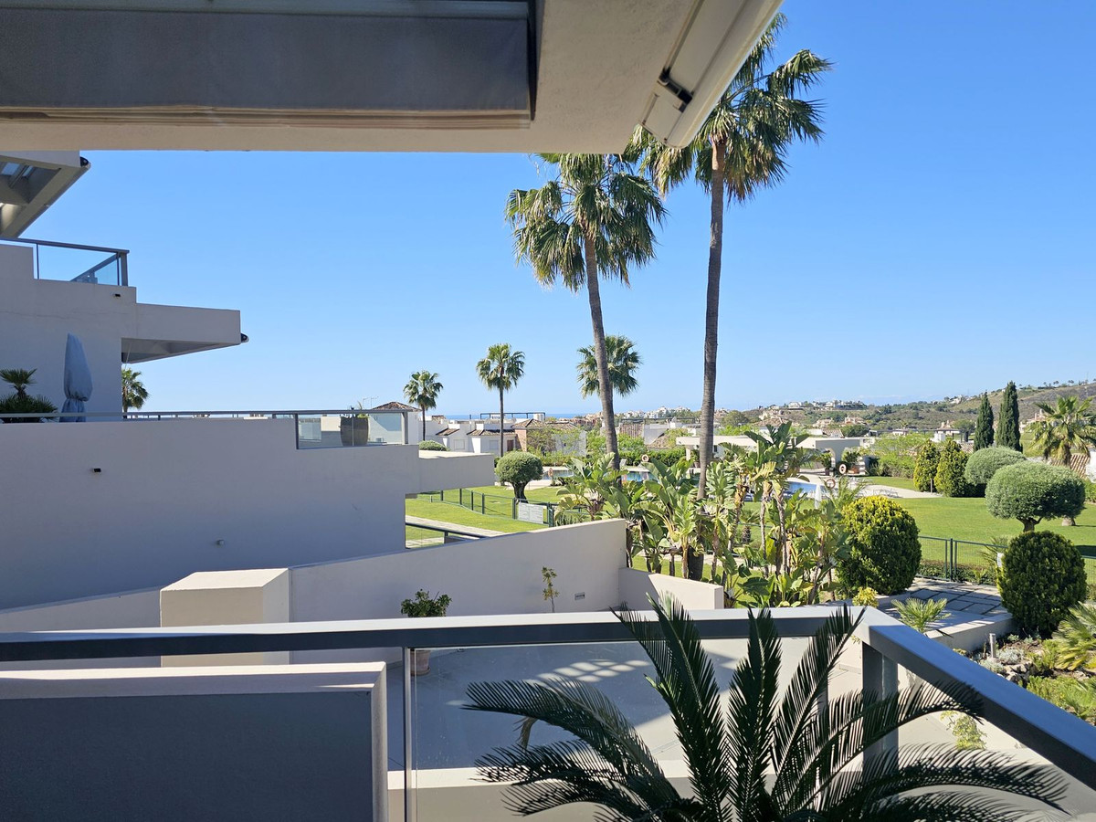 3 Bed Apartment for sale in Benahavís Costa Del Sol, Málaga, Spain