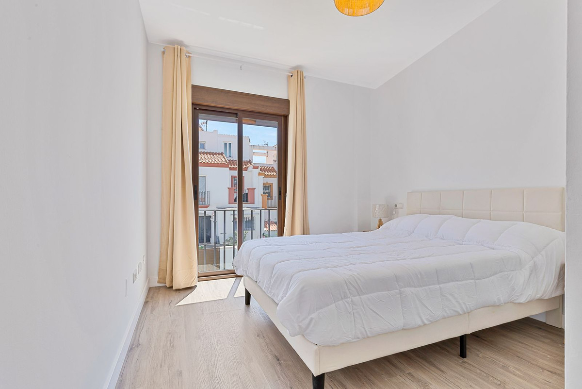 5 Bed Townhouse for sale in Casares Playa Costa Del Sol, Málaga, Spain