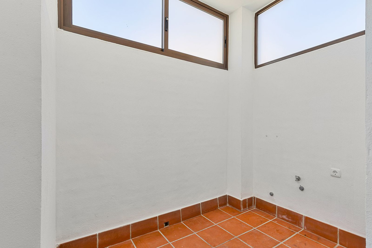 5 Bed Townhouse for sale in Casares Playa Costa Del Sol, Málaga, Spain