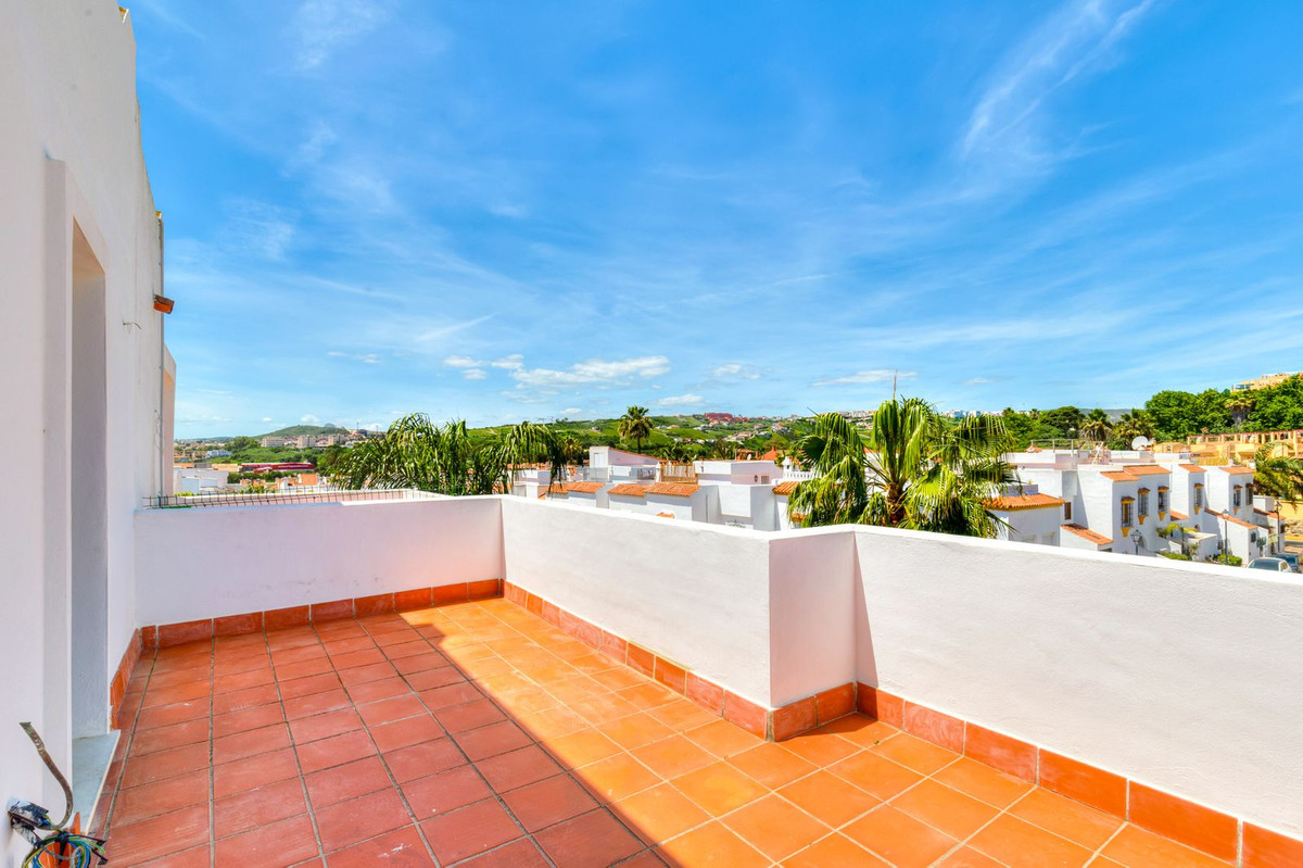 5 Bed Townhouse for sale in Casares Playa Costa Del Sol, Málaga, Spain