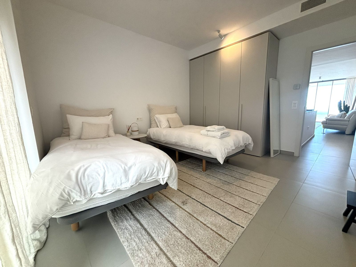 3 Bed Apartment for sale in Benalmadena Costa Del Sol, Málaga, Spain