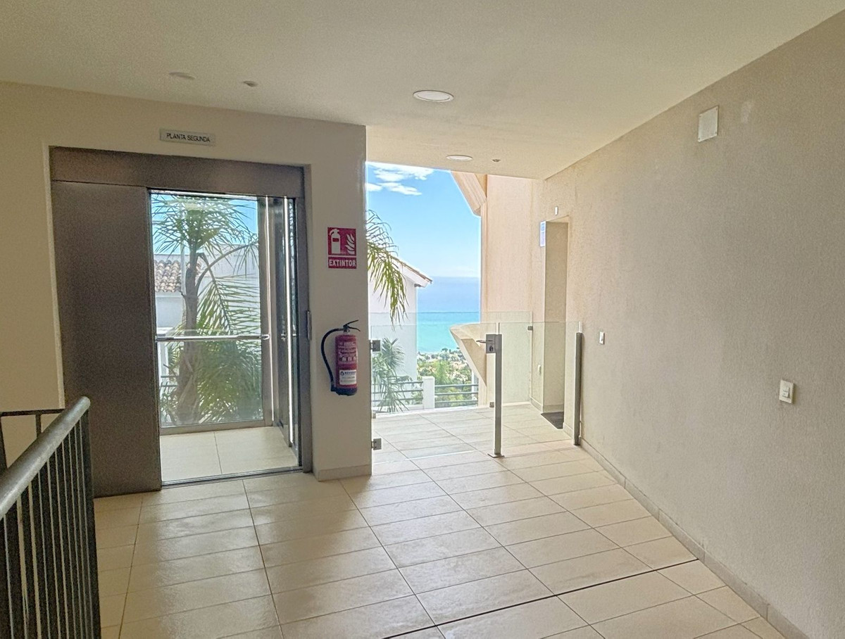 3 Bed Apartment for sale in Benalmadena Costa Del Sol, Málaga, Spain