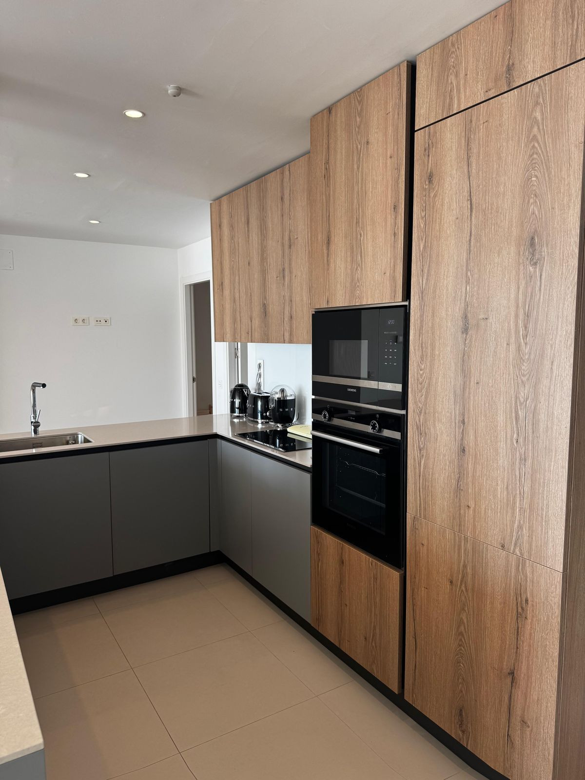 3 Bed Apartment for sale in Benalmadena Costa Del Sol, Málaga, Spain