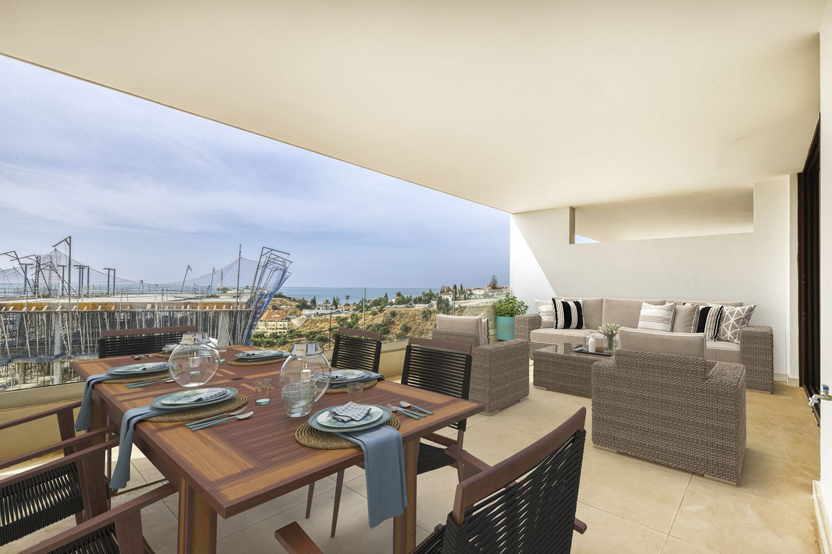 2 Bed Apartment for sale in Fuengirola Costa Del Sol, Málaga, Spain