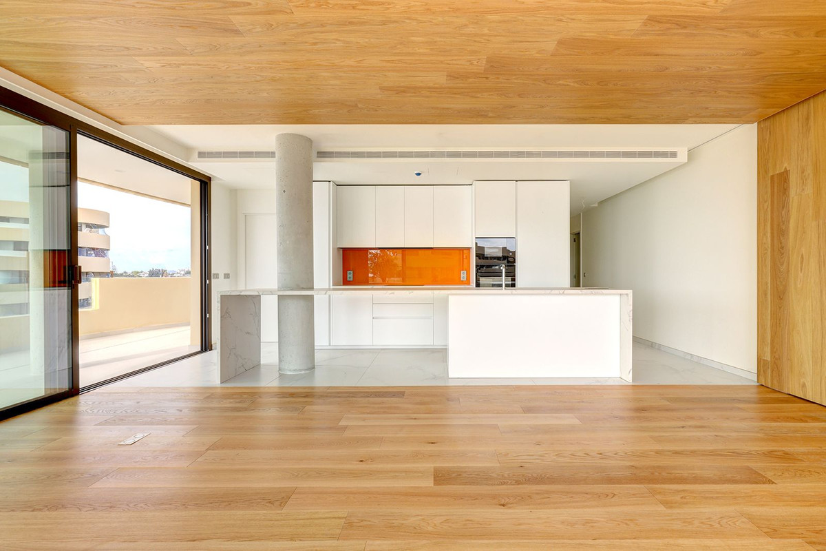 3 Bed Apartment for sale in Fuengirola Costa Del Sol, Málaga, Spain