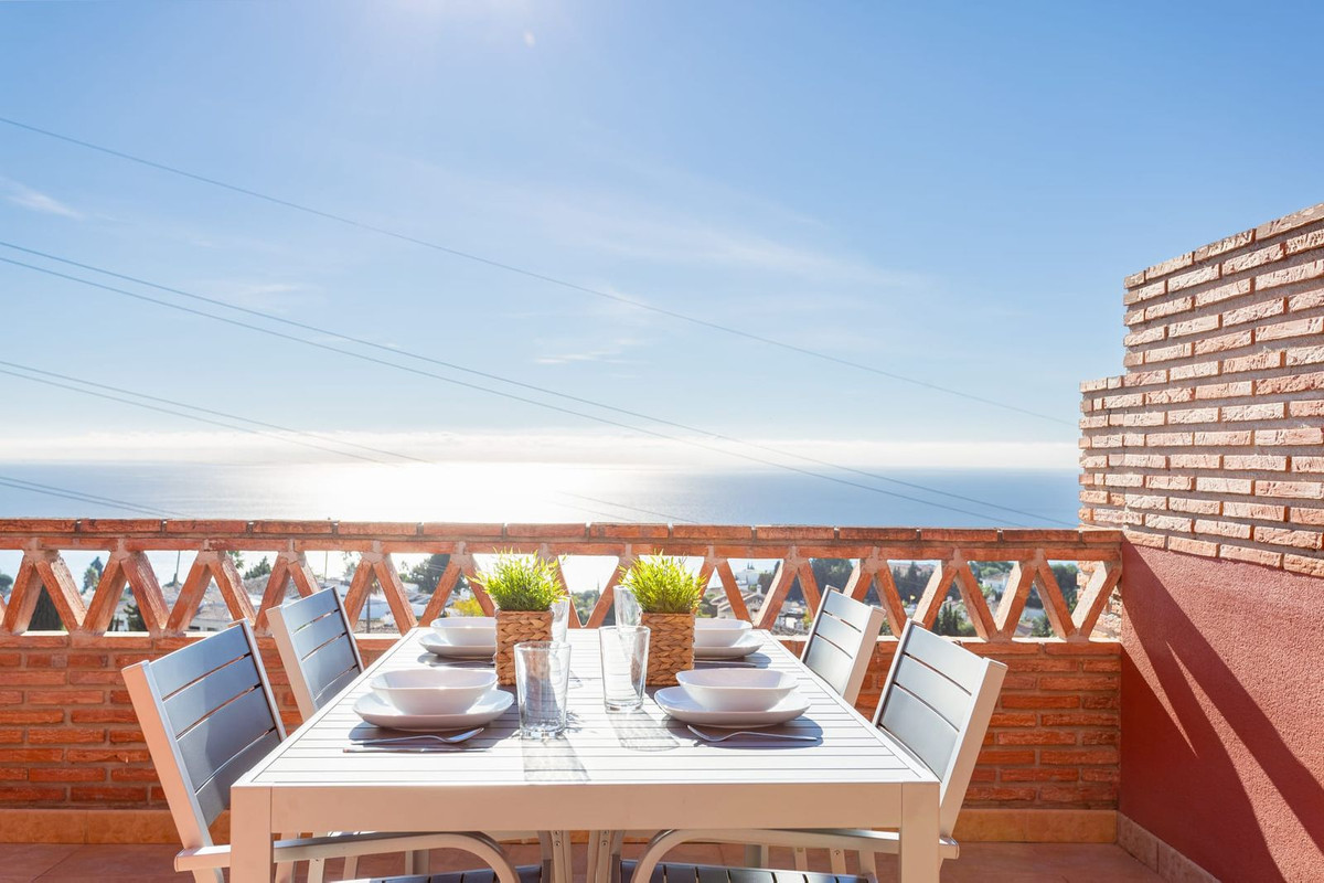 3 Bed Apartment for sale in Carvajal Costa Del Sol, Málaga, Spain