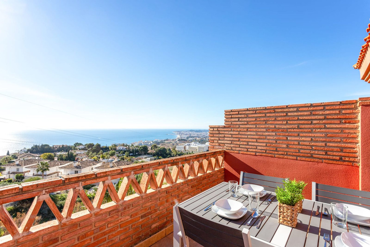 3 Bed Apartment for sale in Carvajal Costa Del Sol, Málaga, Spain
