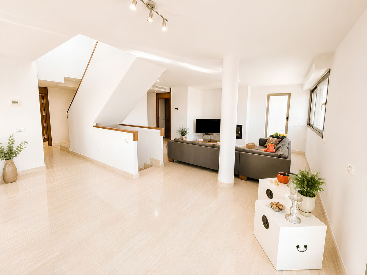 Se vende Ático Dúplex de 5 dormitorios en Costa Del Sol, Málaga, España