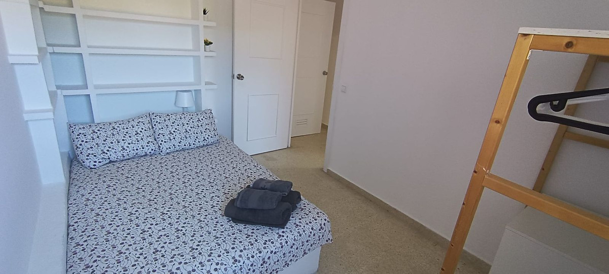 Se vende Apartamento Planta Baja de 4 dormitorios en Costa Del Sol, Málaga, España