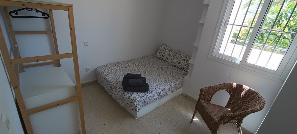 Se vende Apartamento Planta Baja de 4 dormitorios en Costa Del Sol, Málaga, España