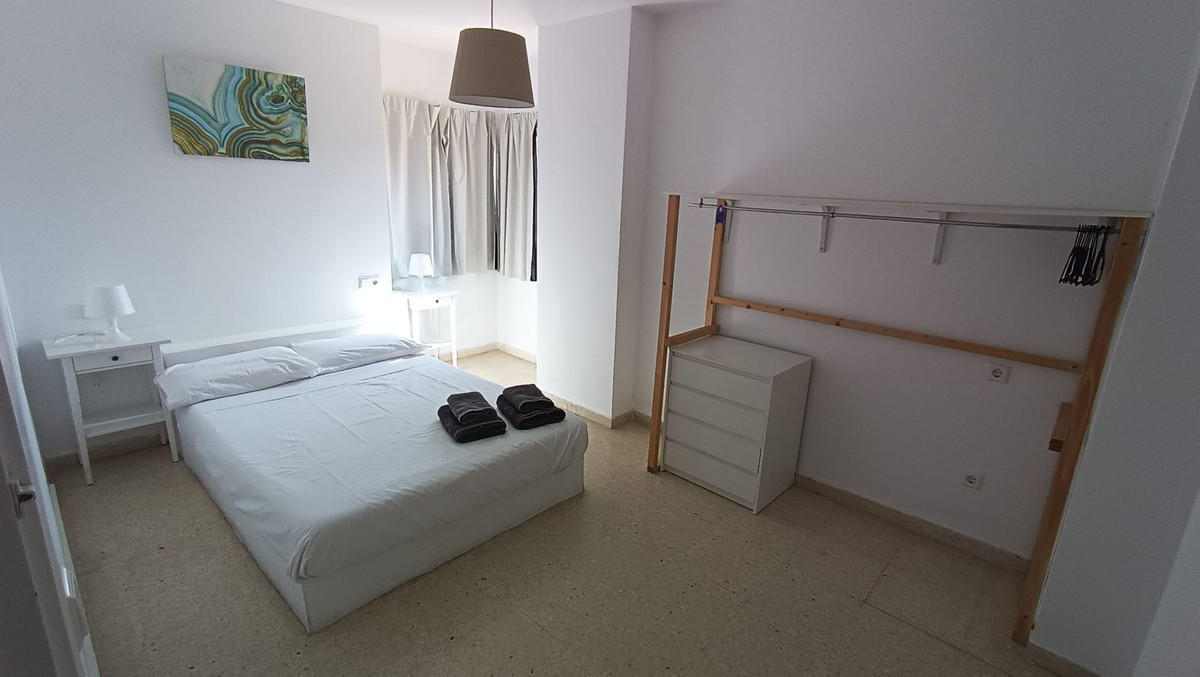 Se vende Apartamento Planta Baja de 4 dormitorios en Costa Del Sol, Málaga, España