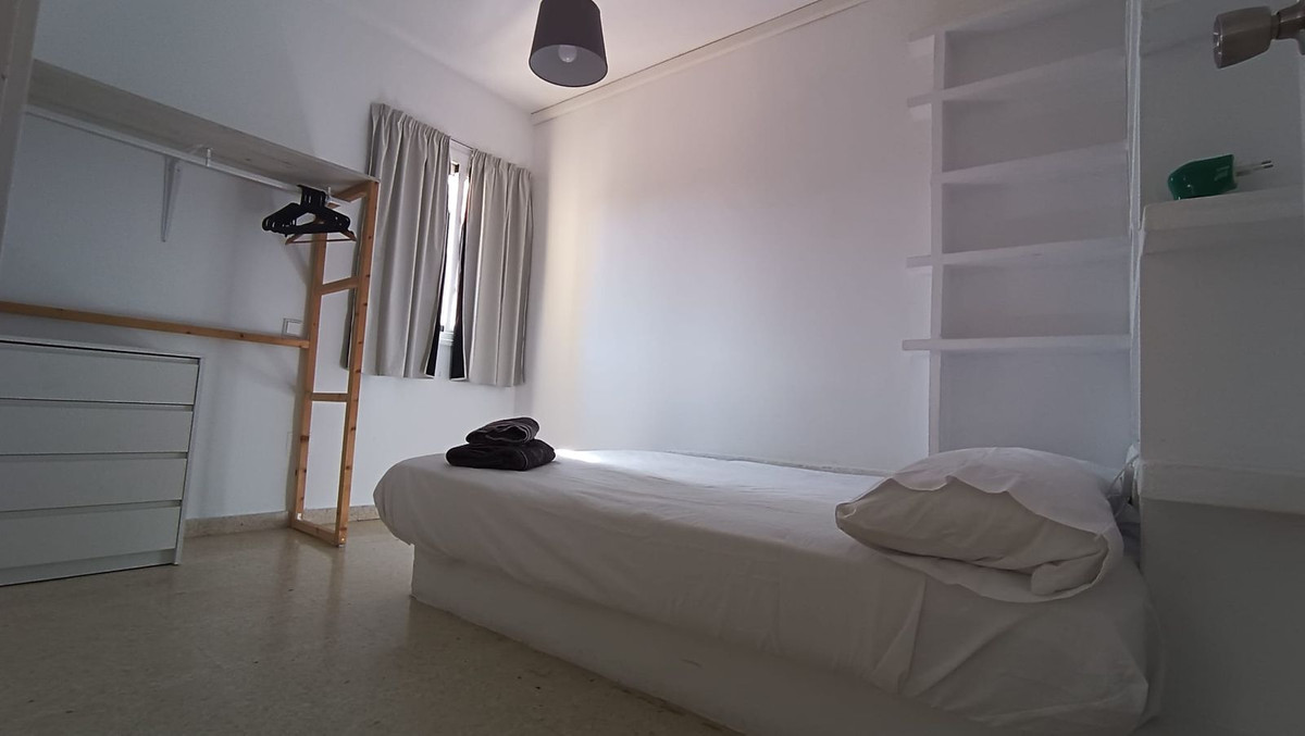 Se vende Apartamento Planta Baja de 4 dormitorios en Costa Del Sol, Málaga, España