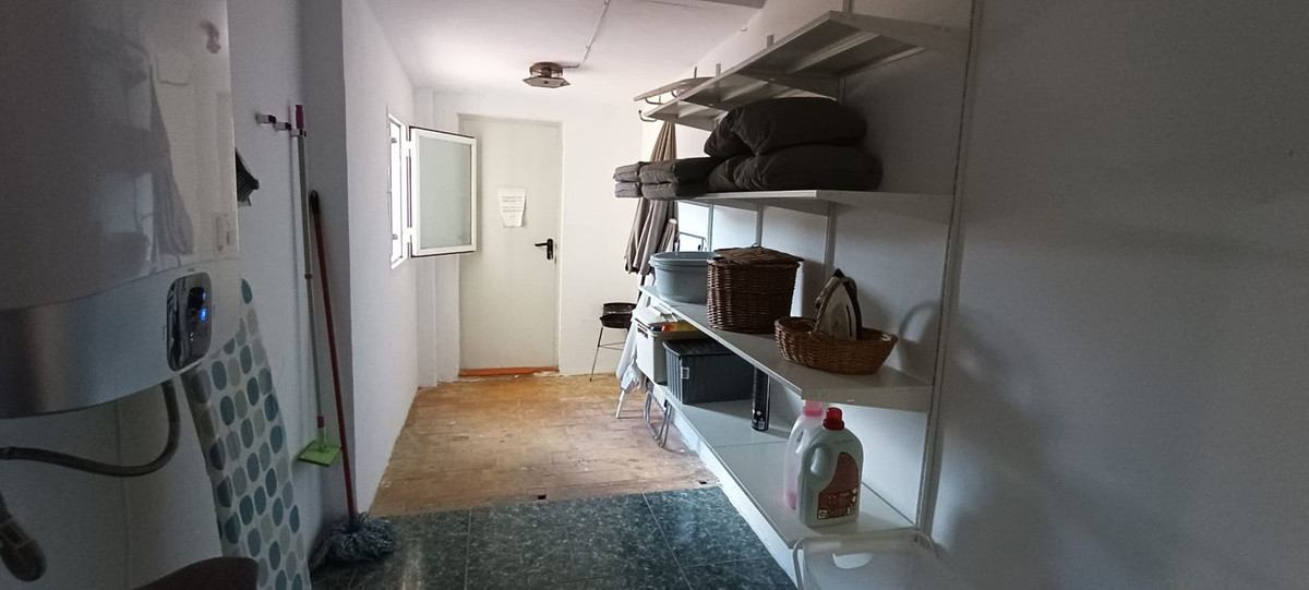 Se vende Apartamento Planta Baja de 4 dormitorios en Costa Del Sol, Málaga, España