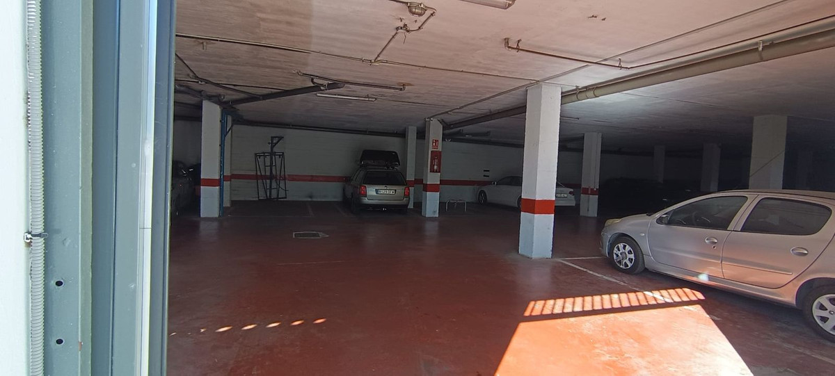 Se vende Apartamento Planta Baja de 4 dormitorios en Costa Del Sol, Málaga, España