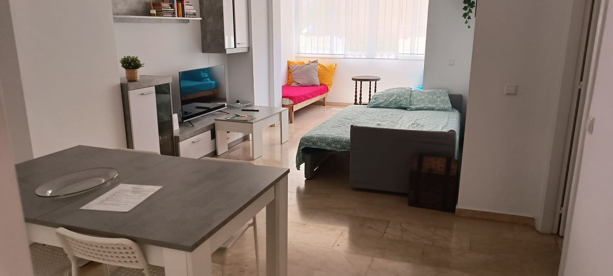 Se vende Apartamento Planta Baja de 4 dormitorios en Costa Del Sol, Málaga, España