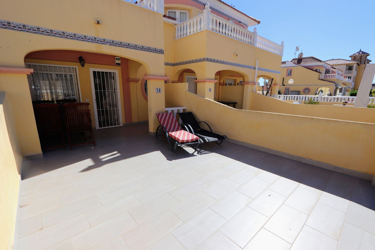 Se vende Adosada de 2 dormitorios en Costa Blanca, Alicante, España