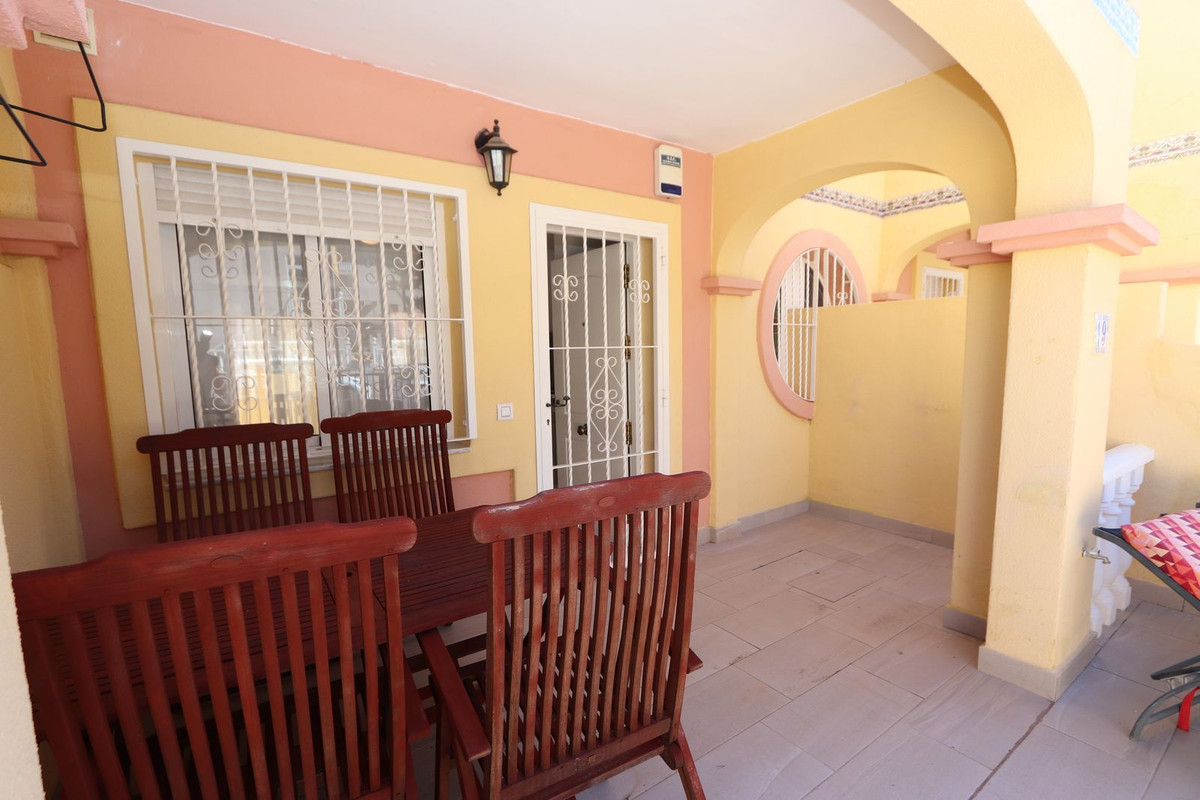 Se vende Adosada de 2 dormitorios en Costa Blanca, Alicante, España