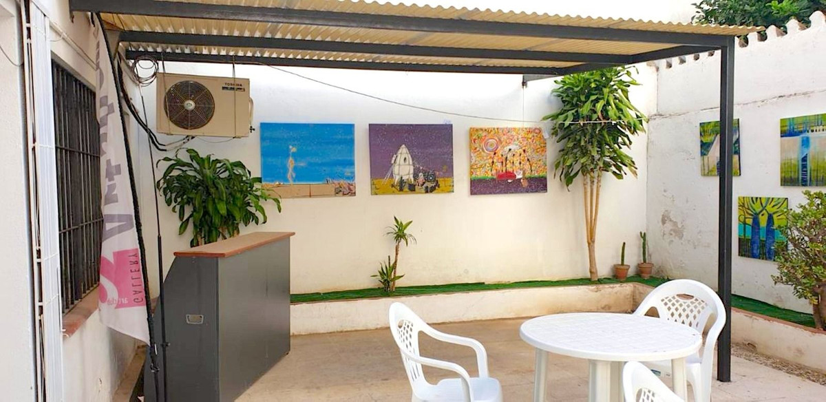 Commercial unit for sale in Fuengirola Costa Del Sol, Málaga, Spain
