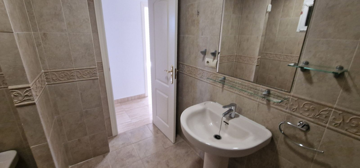 Se vende Apartamento Planta Media de 1 dormitorios en Costa Del Sol, Málaga, España