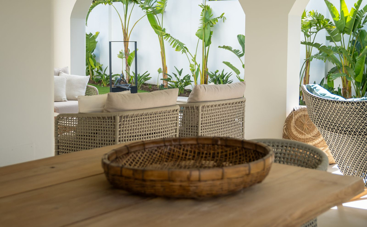 Se vende Villa - Chalet de 5 dormitorios en Costa Del Sol, Málaga, España