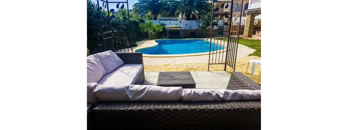 9 Bed Townhouse for sale in Javea Costa Blanca, Alicante, Spain
