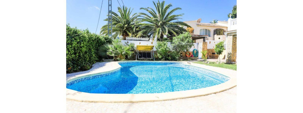9 Bed Townhouse for sale in Javea Costa Blanca, Alicante, Spain