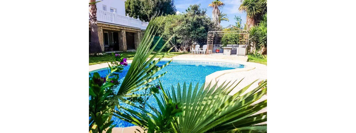 9 Bed Townhouse for sale in Javea Costa Blanca, Alicante, Spain