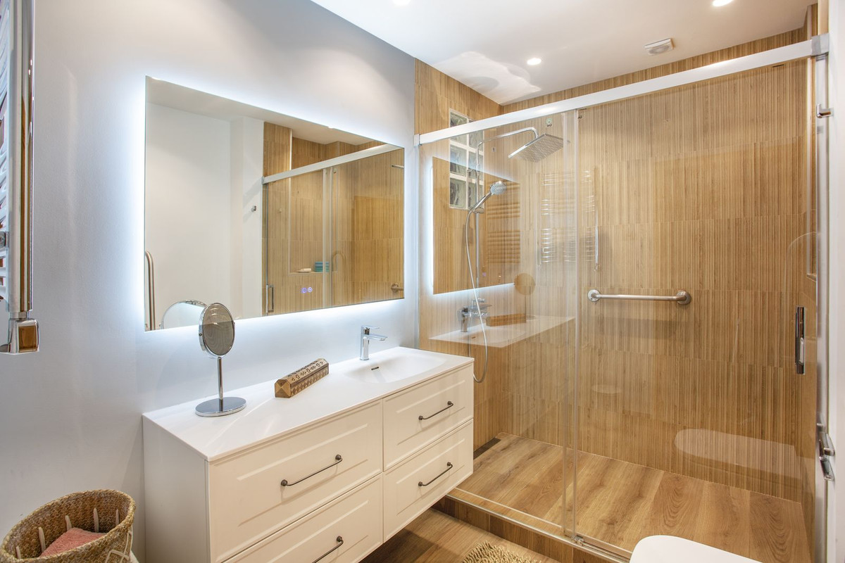 3 Bed Townhouse for sale in Benalmadena Costa Del Sol, Málaga, Spain