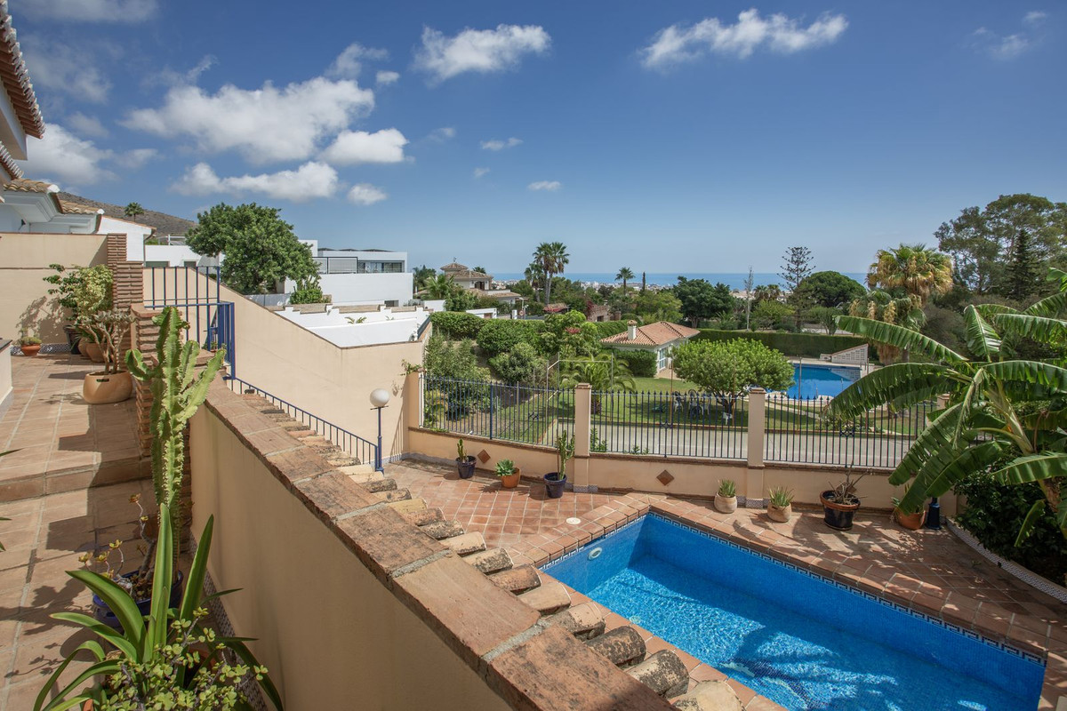 3 Bed Townhouse for sale in Benalmadena Costa Del Sol, Málaga, Spain