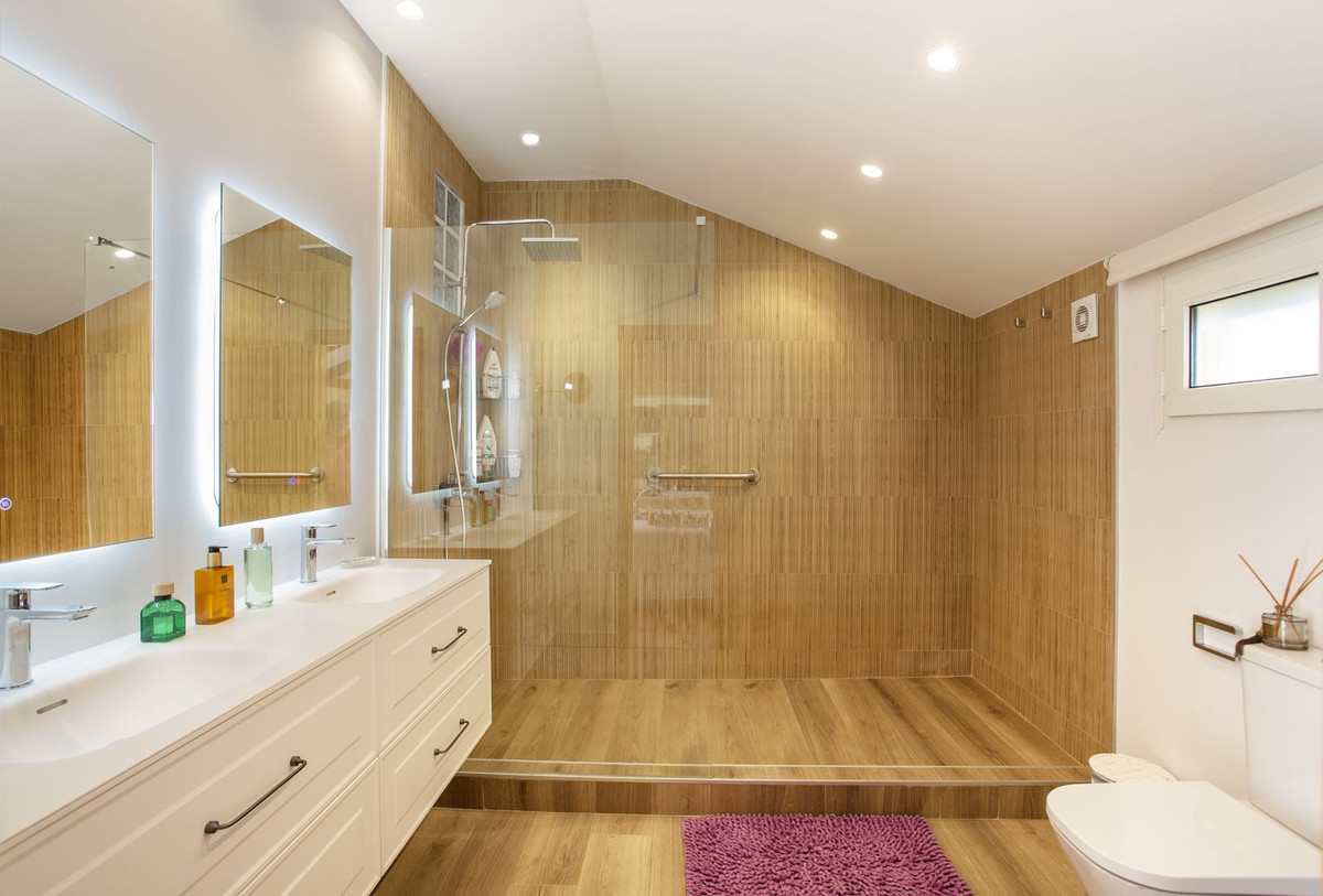 3 Bed Townhouse for sale in Benalmadena Costa Del Sol, Málaga, Spain