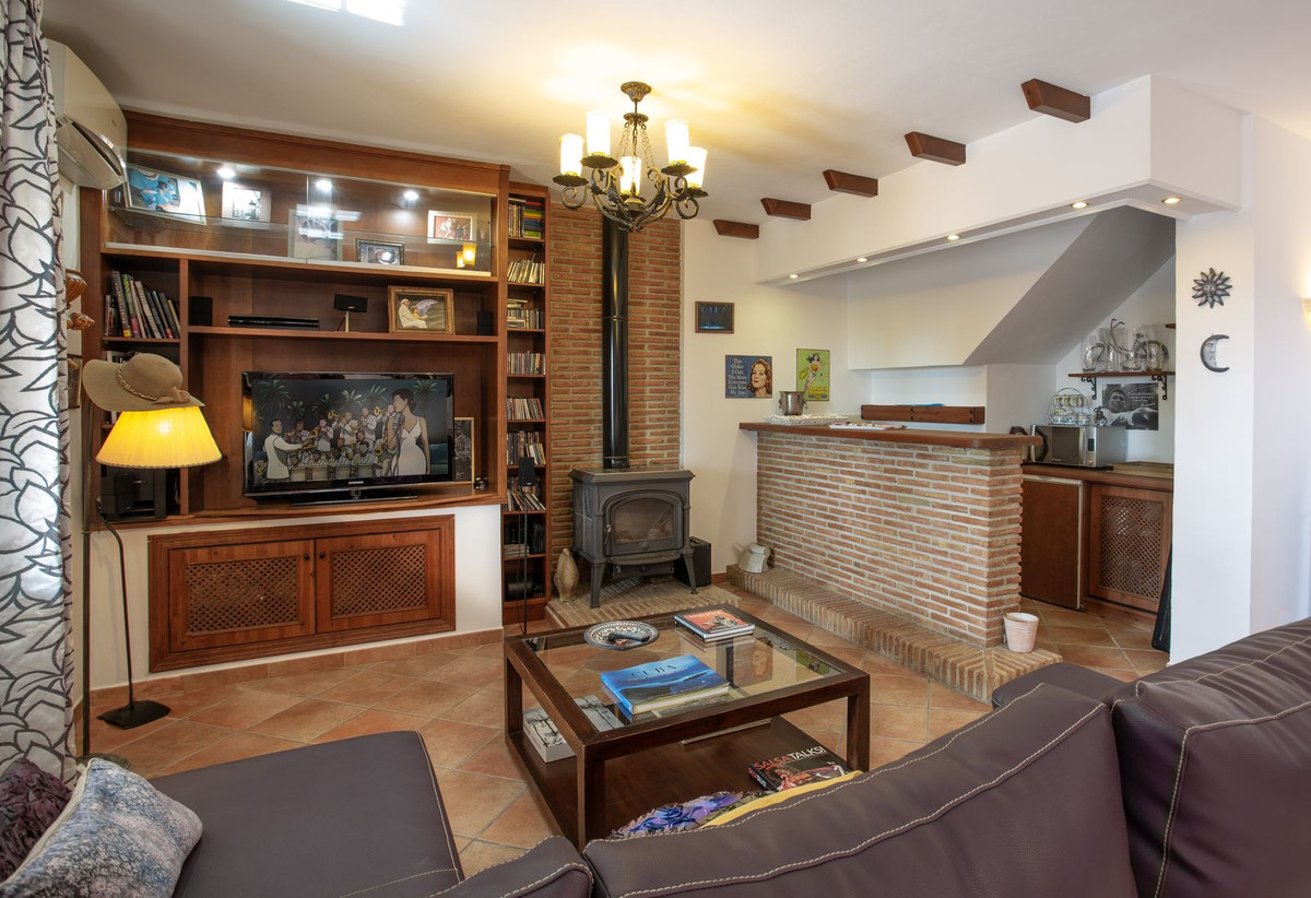 3 Bed Townhouse for sale in Benalmadena Costa Del Sol, Málaga, Spain