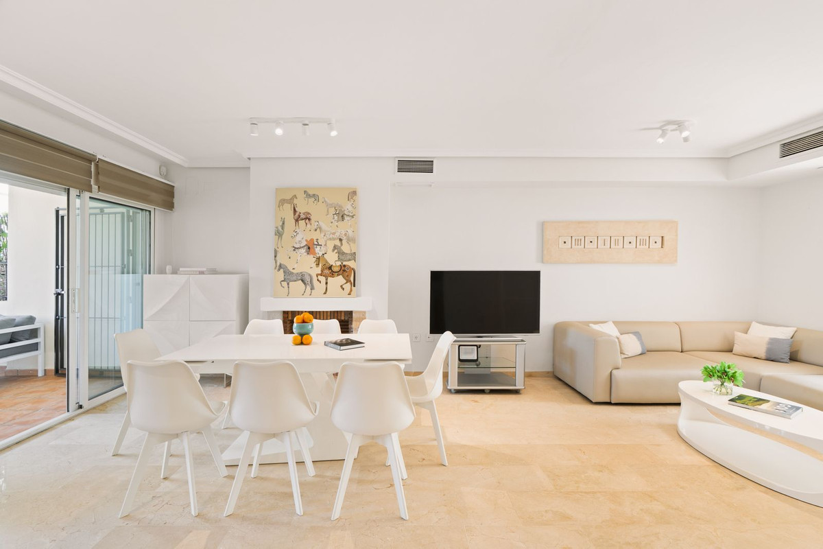 Se vende Adosada de 4 dormitorios en Costa Del Sol, Málaga, España