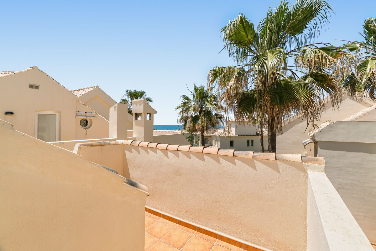 Se vende Adosada de 4 dormitorios en Costa Del Sol, Málaga, España