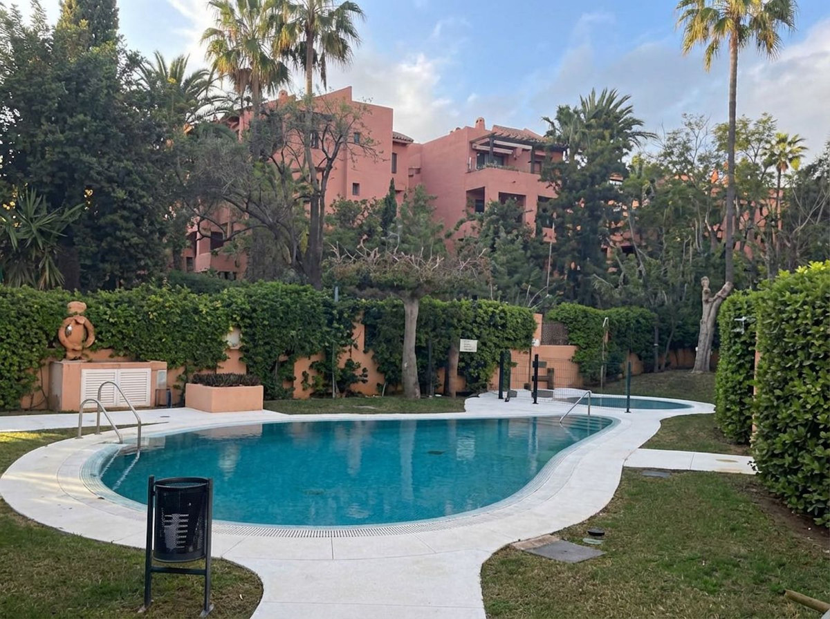 2 Bed Apartment for sale in Las Chapas Costa Del Sol, Málaga, Spain