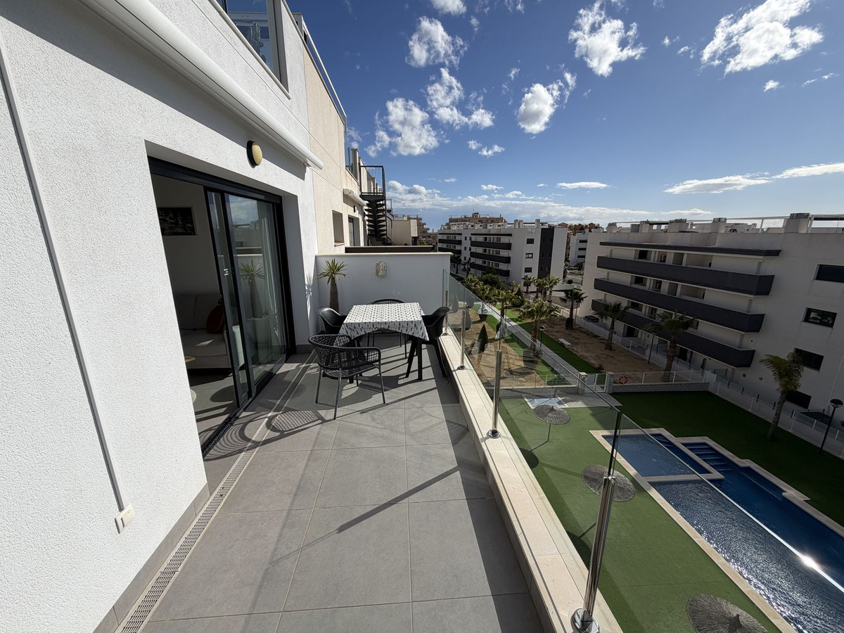 Se vende Ático de 2 dormitorios en Costa Blanca, Alicante, España