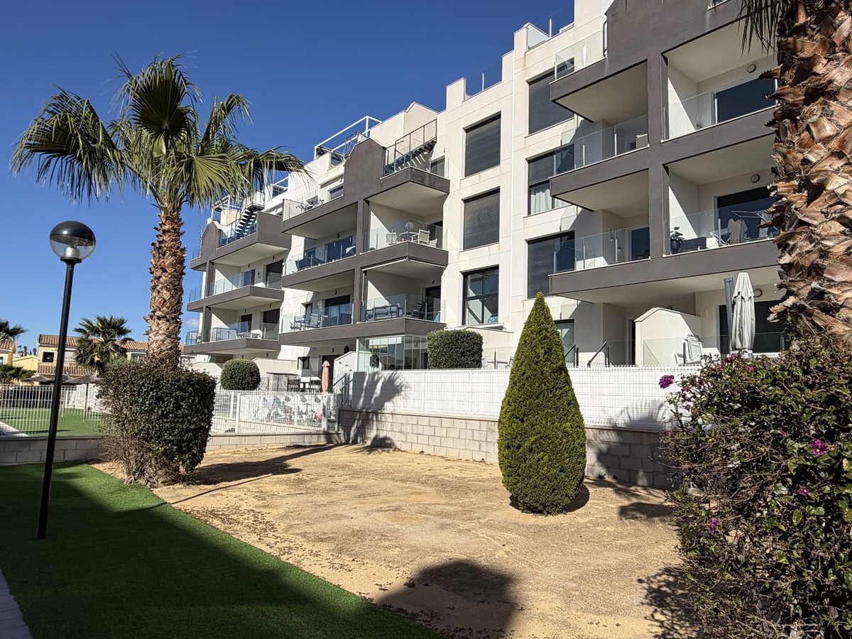Se vende Ático de 2 dormitorios en Costa Blanca, Alicante, España